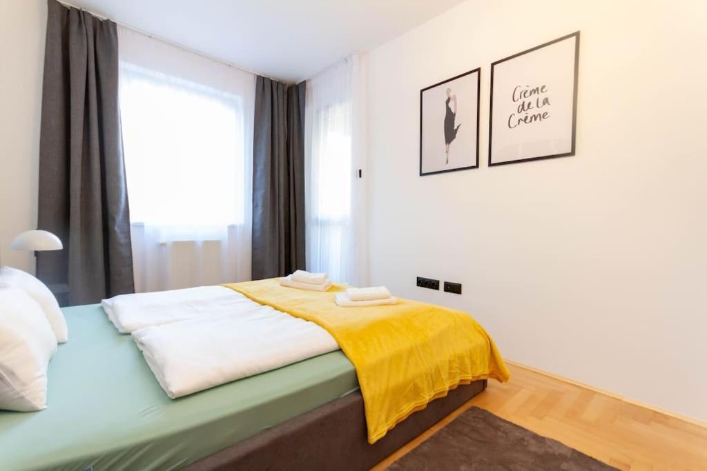 Апартаменти Gozsdu White Raven 3 - Terrace And Free Underground Parking Будапешт Екстер'єр фото