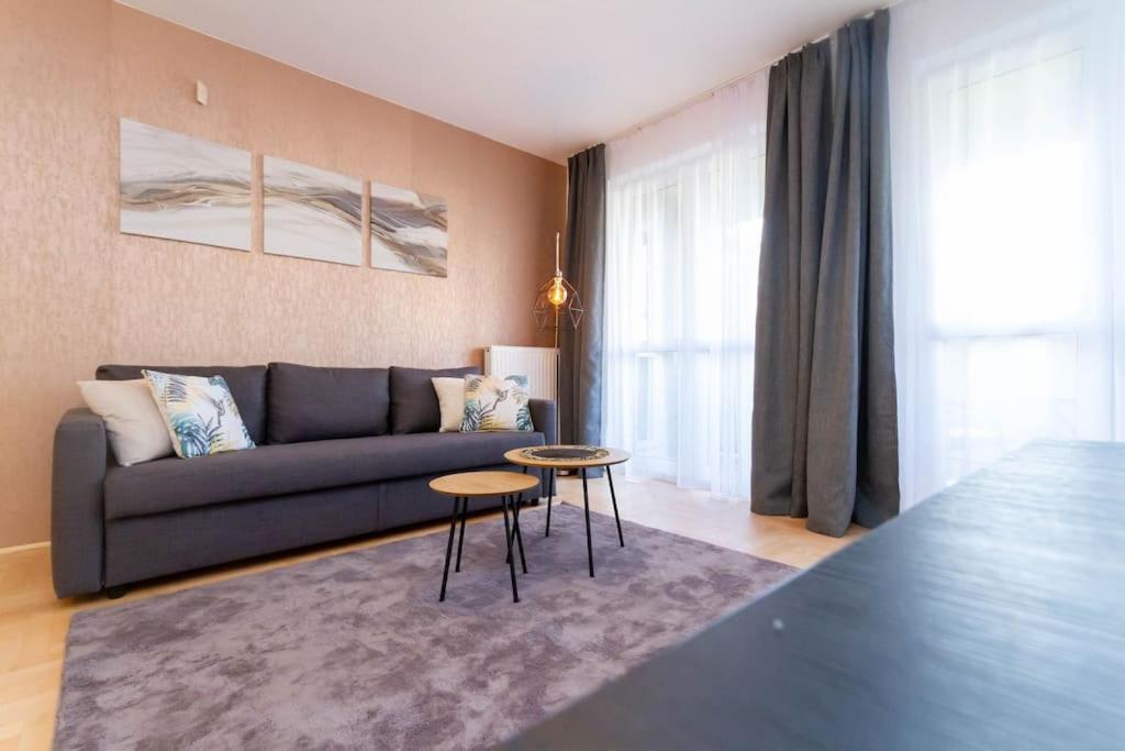 Апартаменти Gozsdu White Raven 3 - Terrace And Free Underground Parking Будапешт Екстер'єр фото